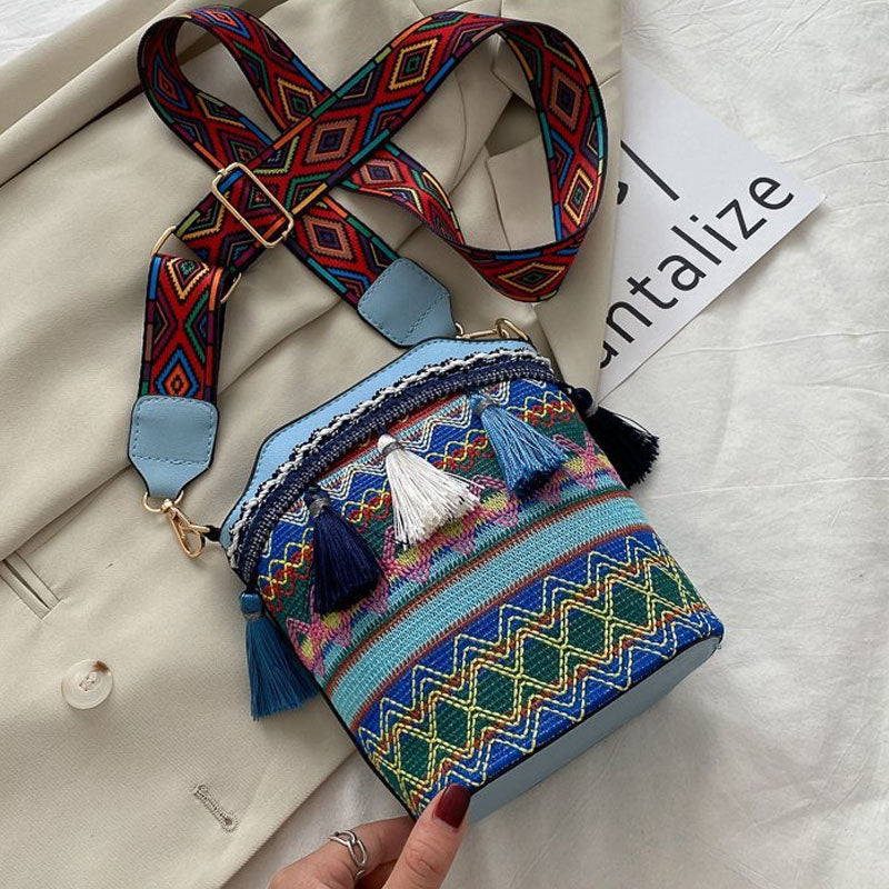 ✨2026 New Handmade Fringed Bucket Bag
