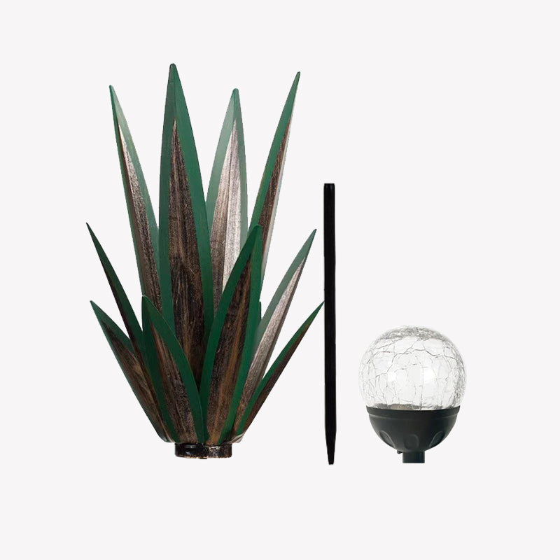🌵 Vibrant Metal Agave Solar Light ✨ Glow Up Your Garden